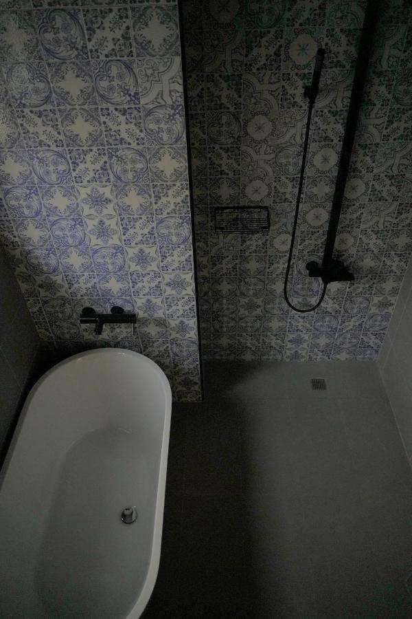 璿 旅 Syuan Hotel Tainan Buitenkant foto