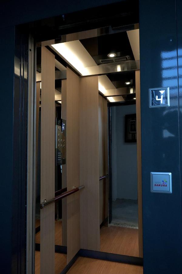 璿 旅 Syuan Hotel Tainan Buitenkant foto